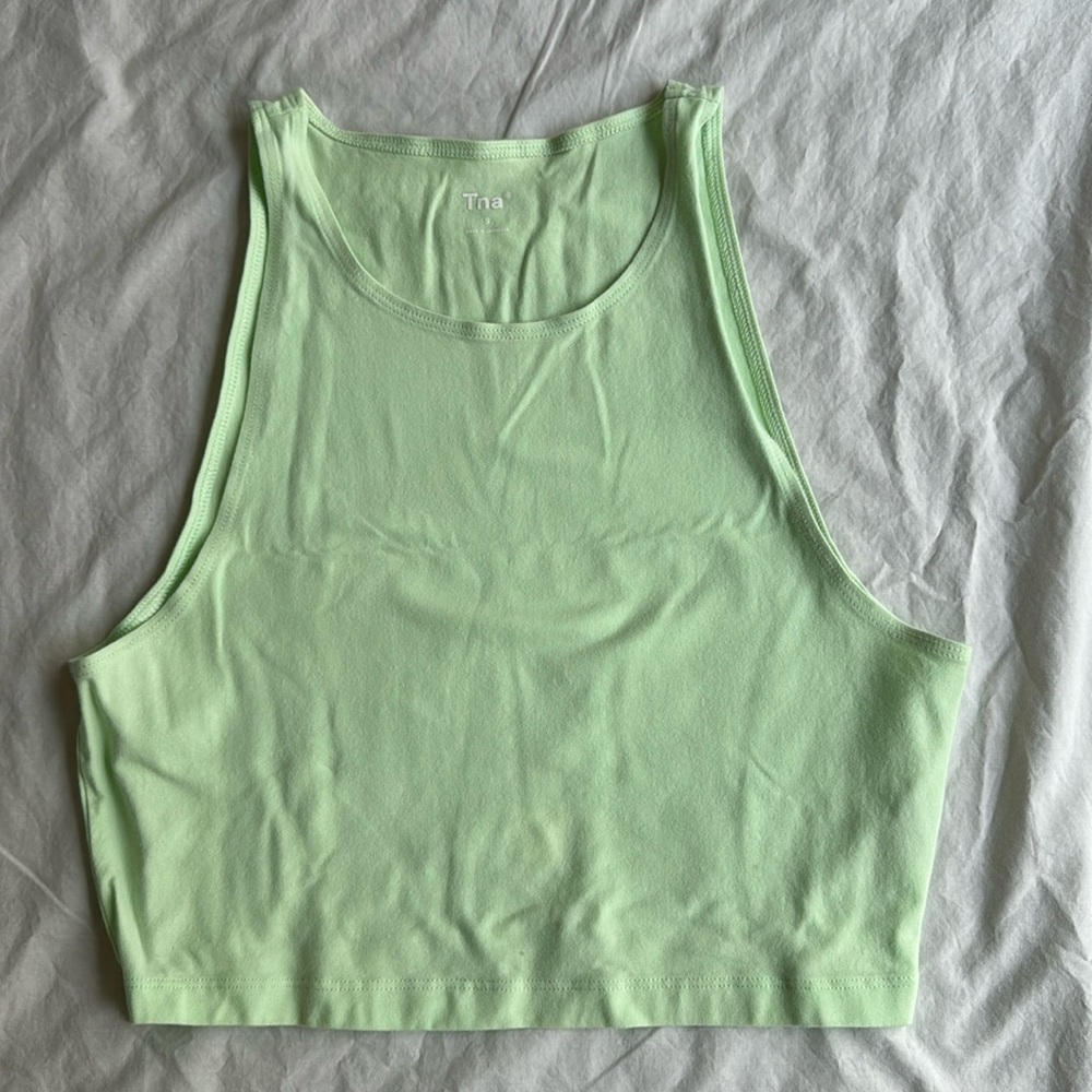 ARITZIA TNA HIGH NECK CROPPED TANK